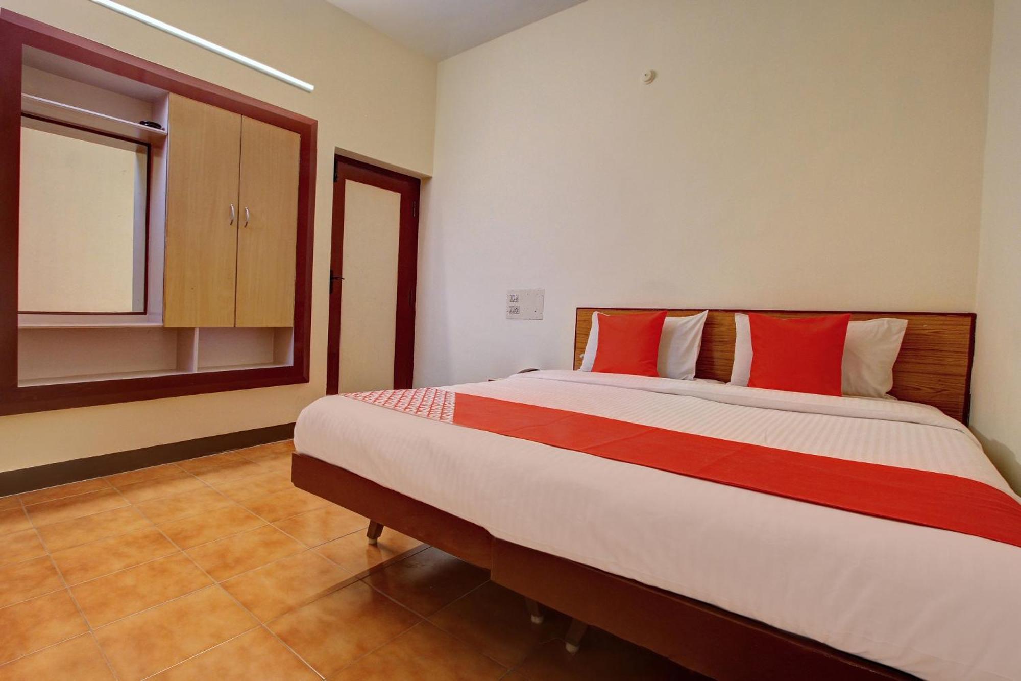 Hotel O Radhakrishna มทุราย ภายนอก รูปภาพ